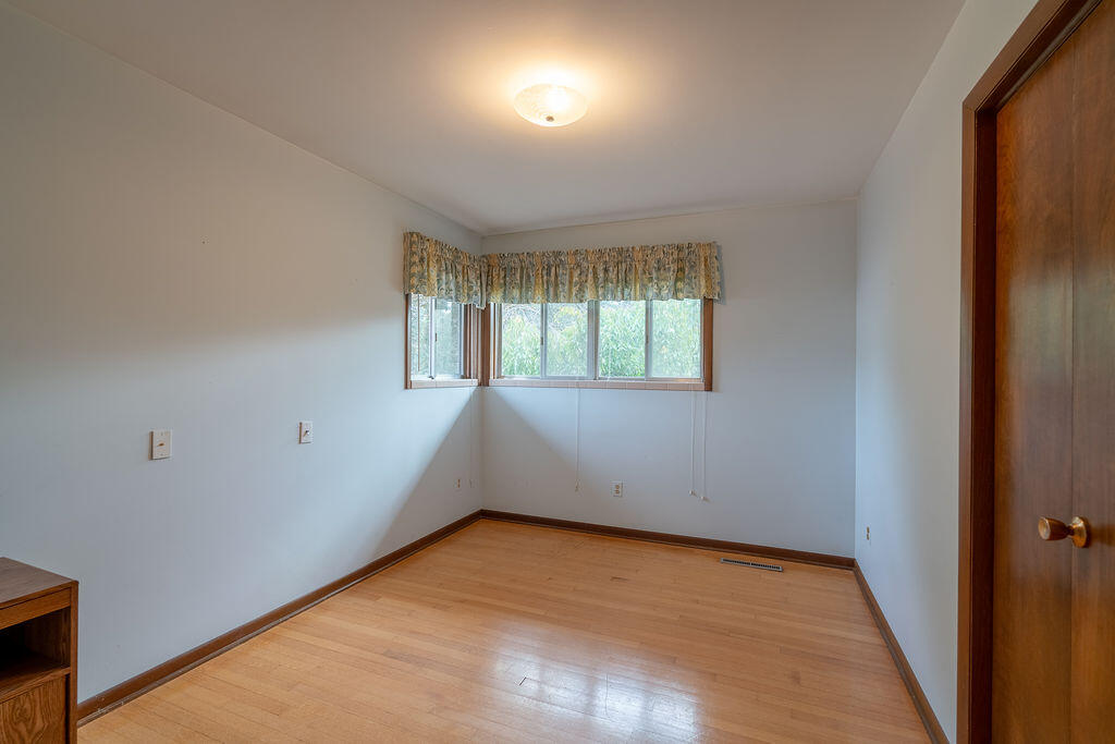 4156 Weymouth Drive SE Grand Rapids MI 49508
