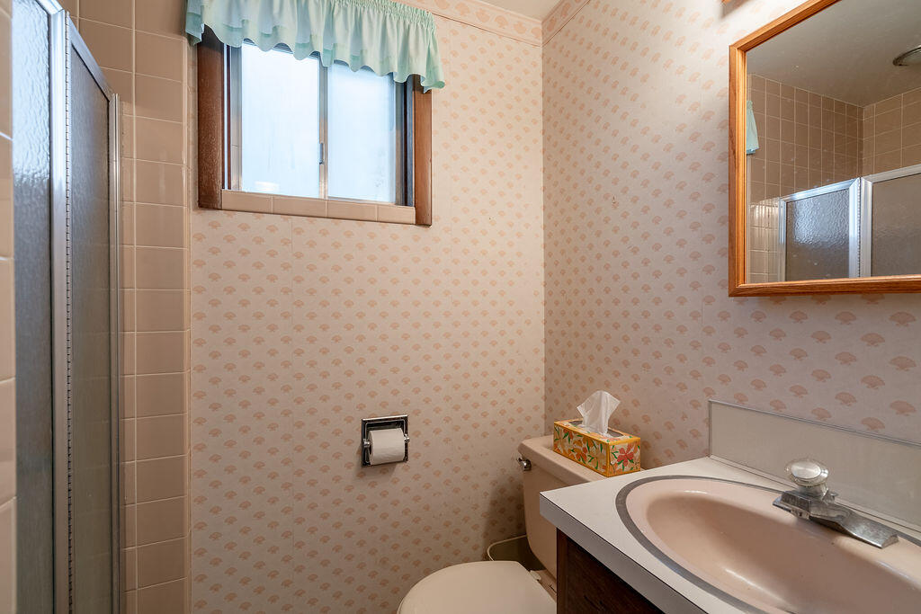 4156 Weymouth Drive SE Grand Rapids MI 49508