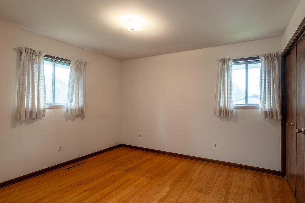 4156 Weymouth Drive SE Grand Rapids MI 49508