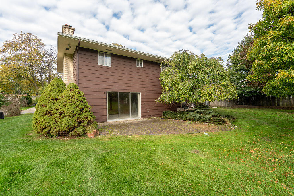 4156 Weymouth Drive SE Grand Rapids MI 49508