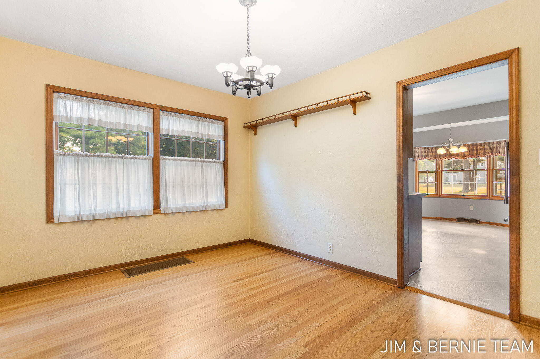 239 Waverly Road Holland MI 49423