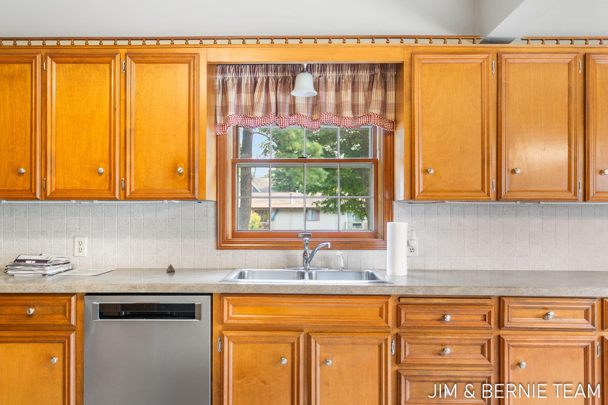 239 Waverly Road Holland MI 49423