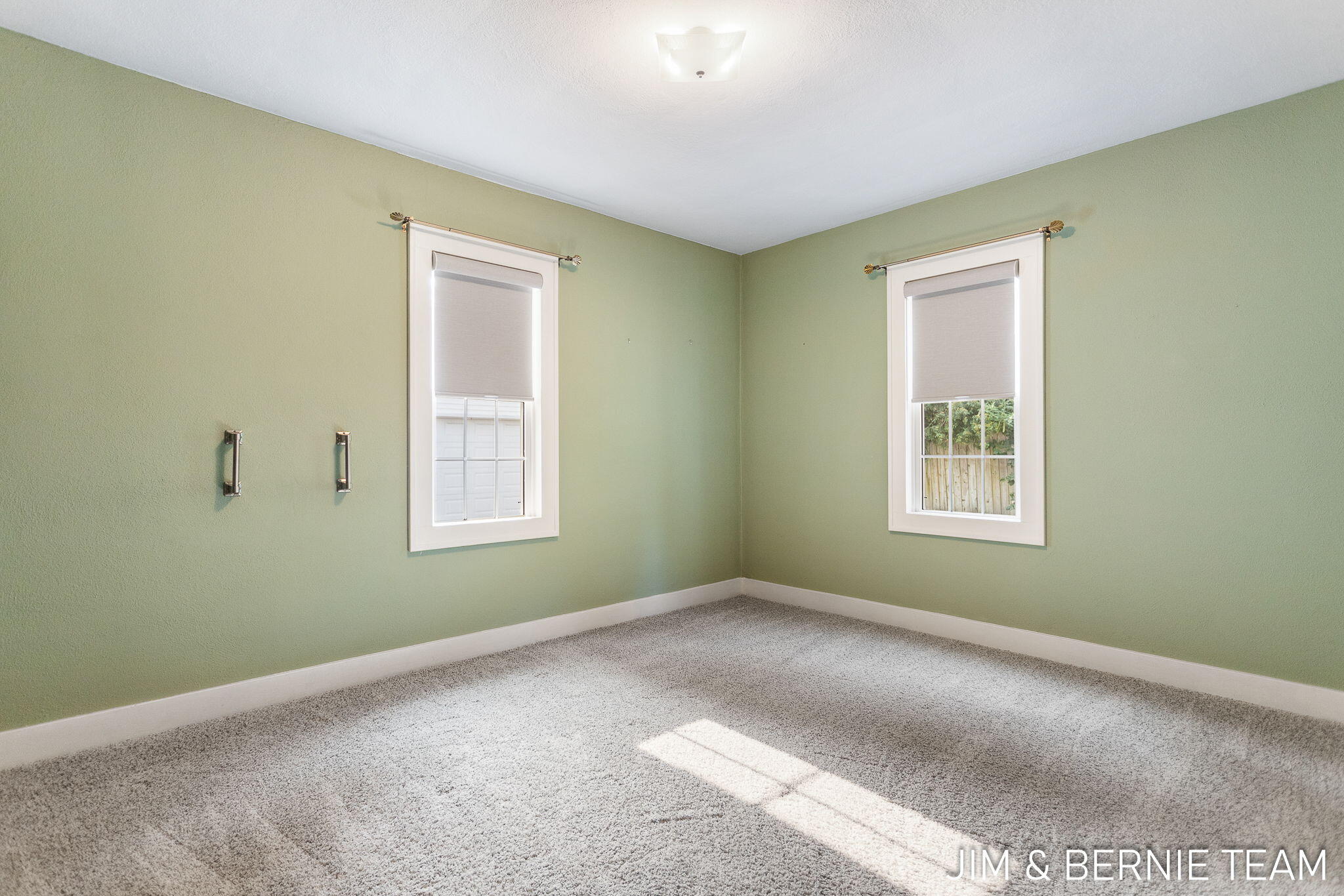 239 Waverly Road Holland MI 49423