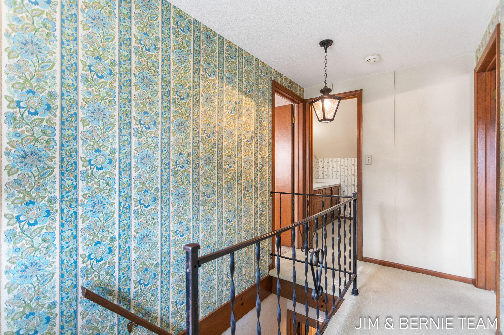 239 Waverly Road Holland MI 49423