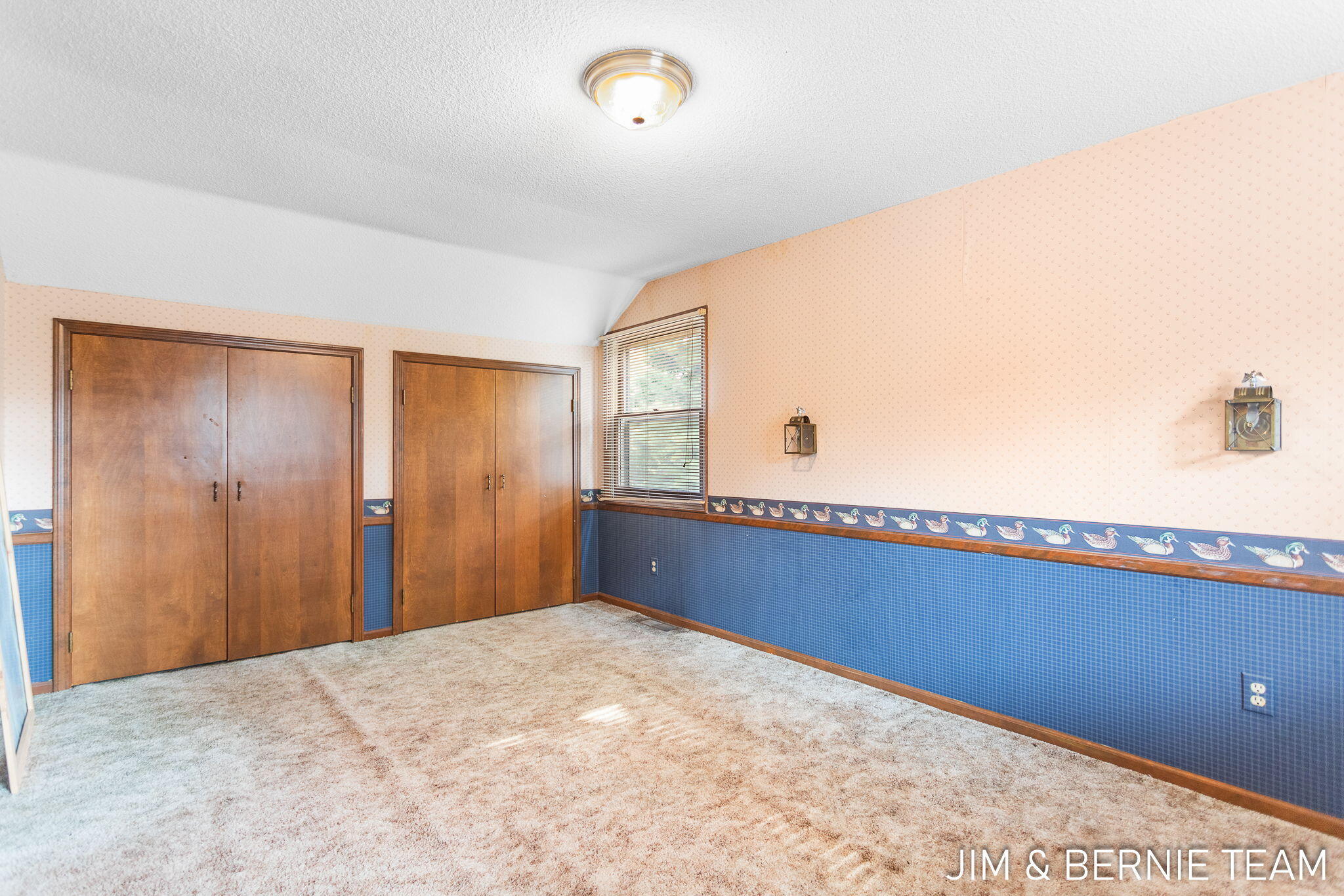 239 Waverly Road Holland MI 49423