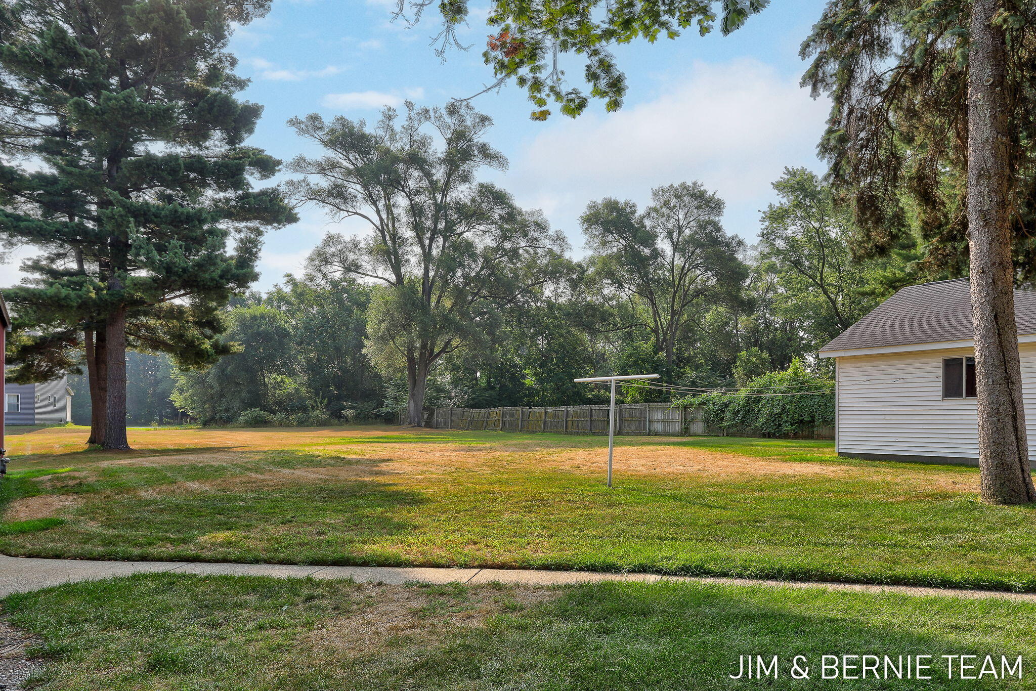 239 Waverly Road Holland MI 49423