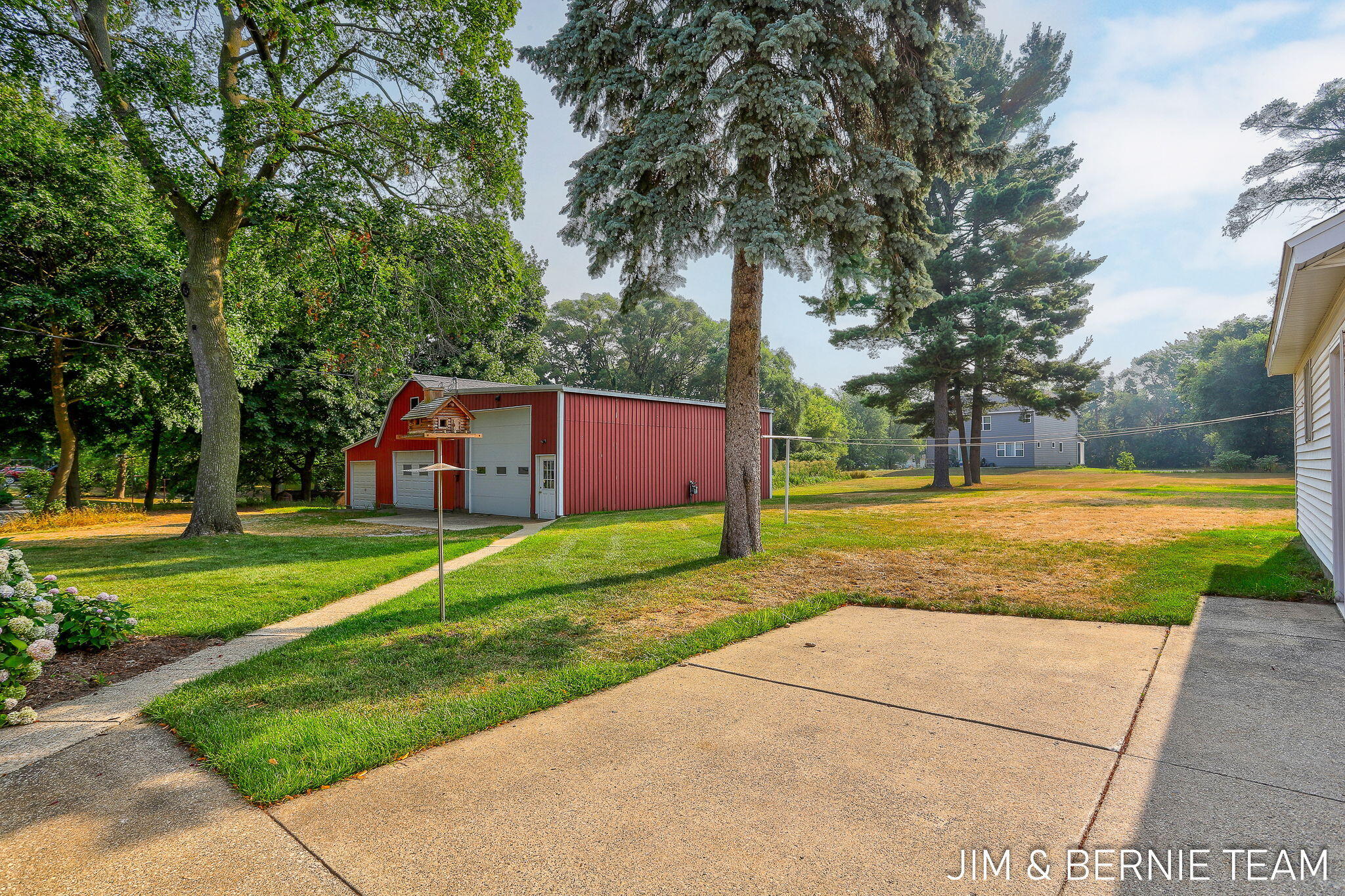 239 Waverly Road Holland MI 49423