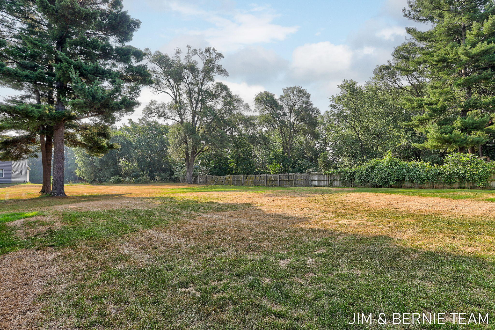 239 Waverly Road Holland MI 49423