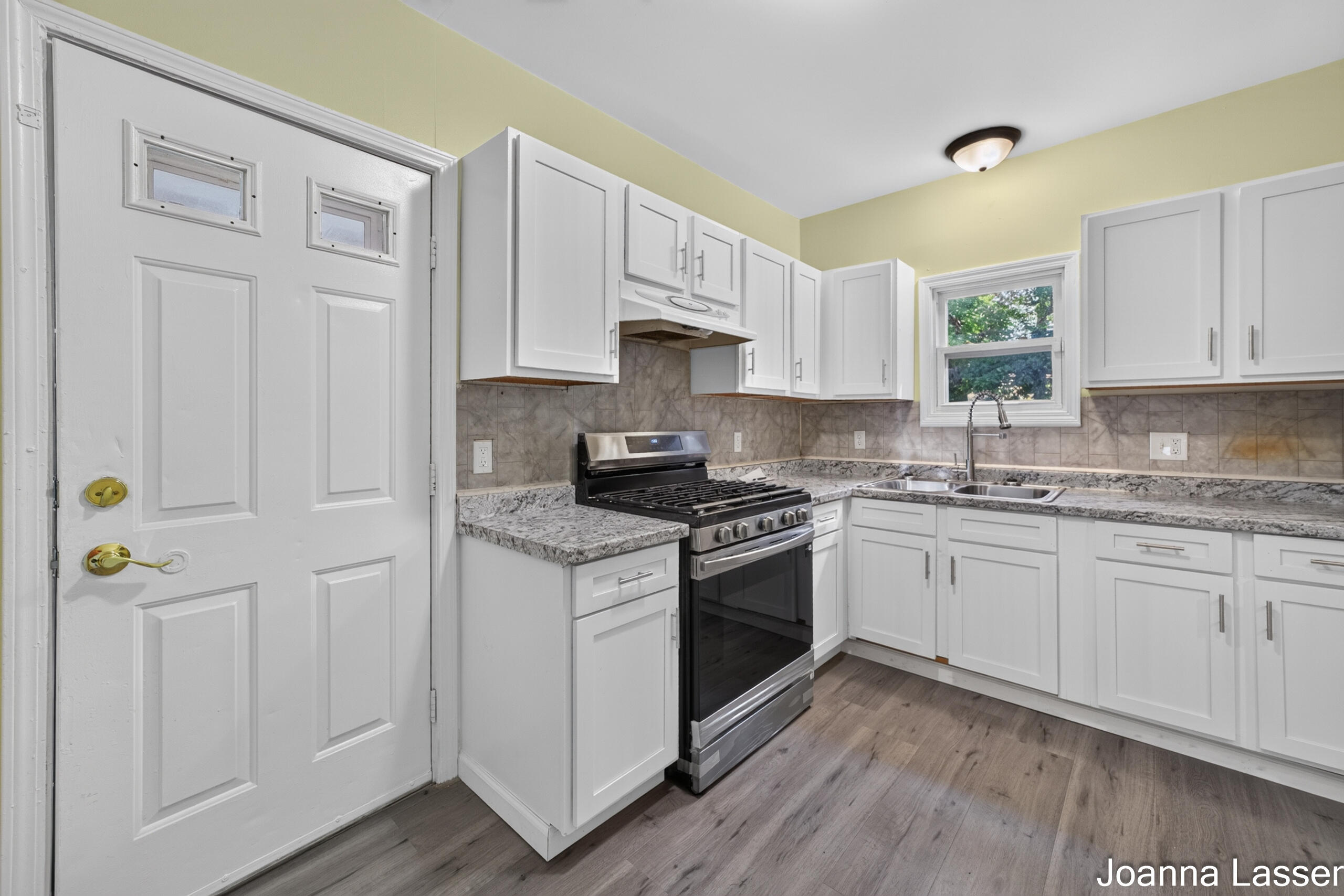 3008 6th Street Muskegon MI 49444