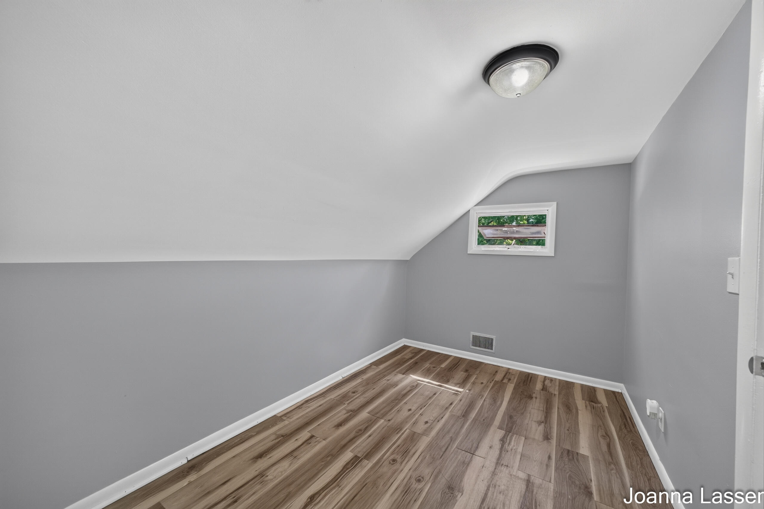 3008 6th Street Muskegon MI 49444