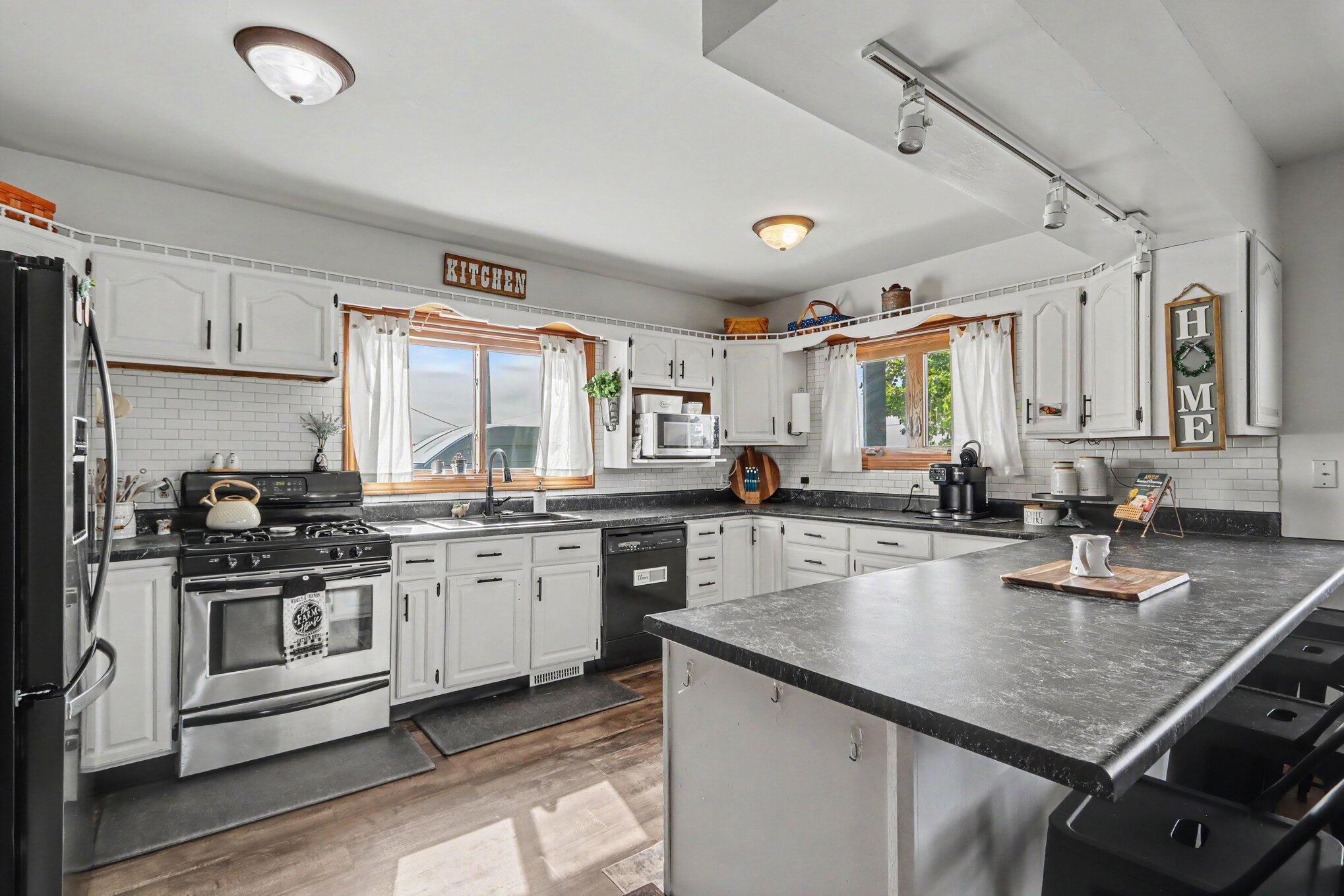 35545 County Road 669 Decatur MI 49045