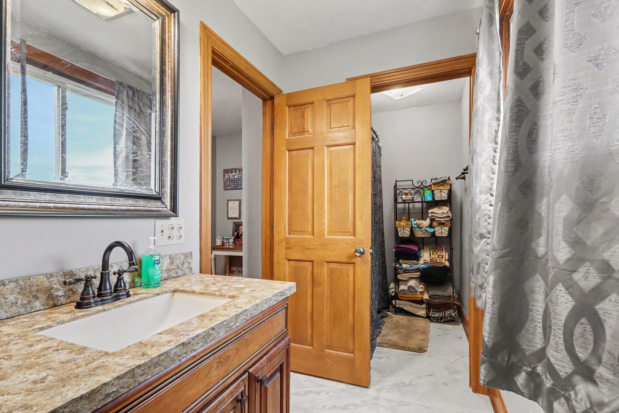 35545 County Road 669 Decatur MI 49045