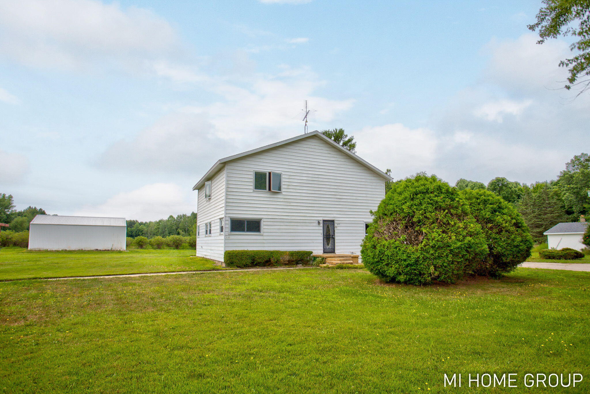 74721 30th Avenue Covert MI 49043