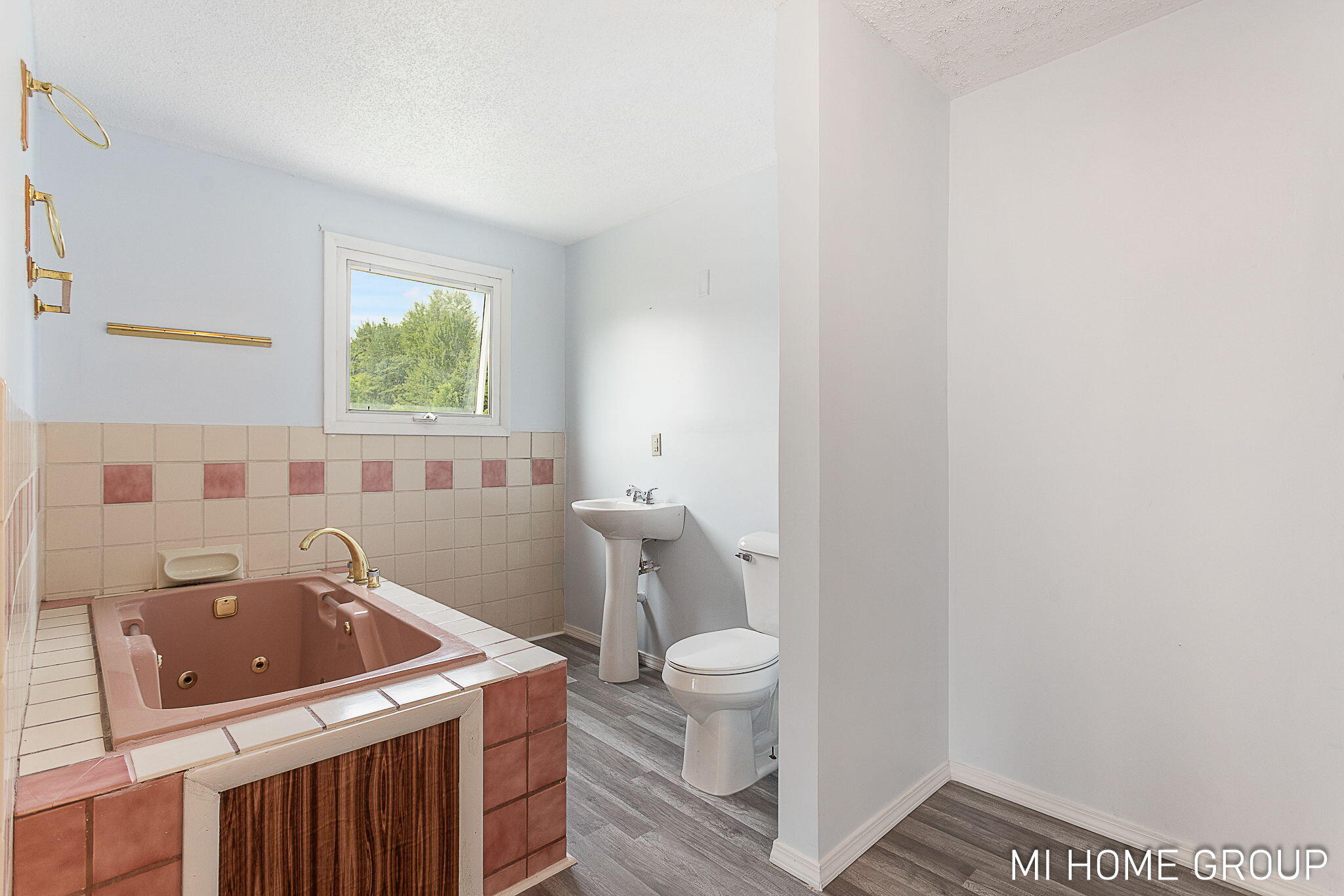 74721 30th Avenue Covert MI 49043