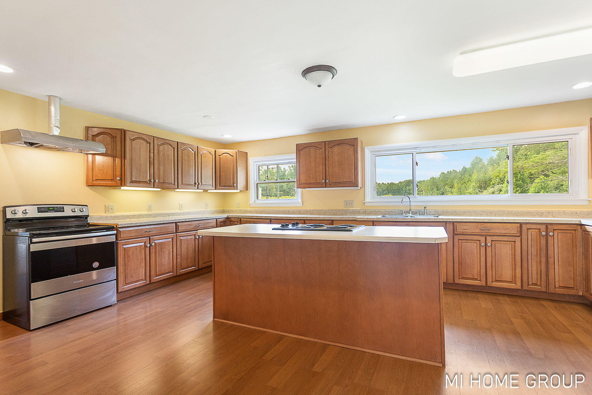 74721 30th Avenue Covert MI 49043