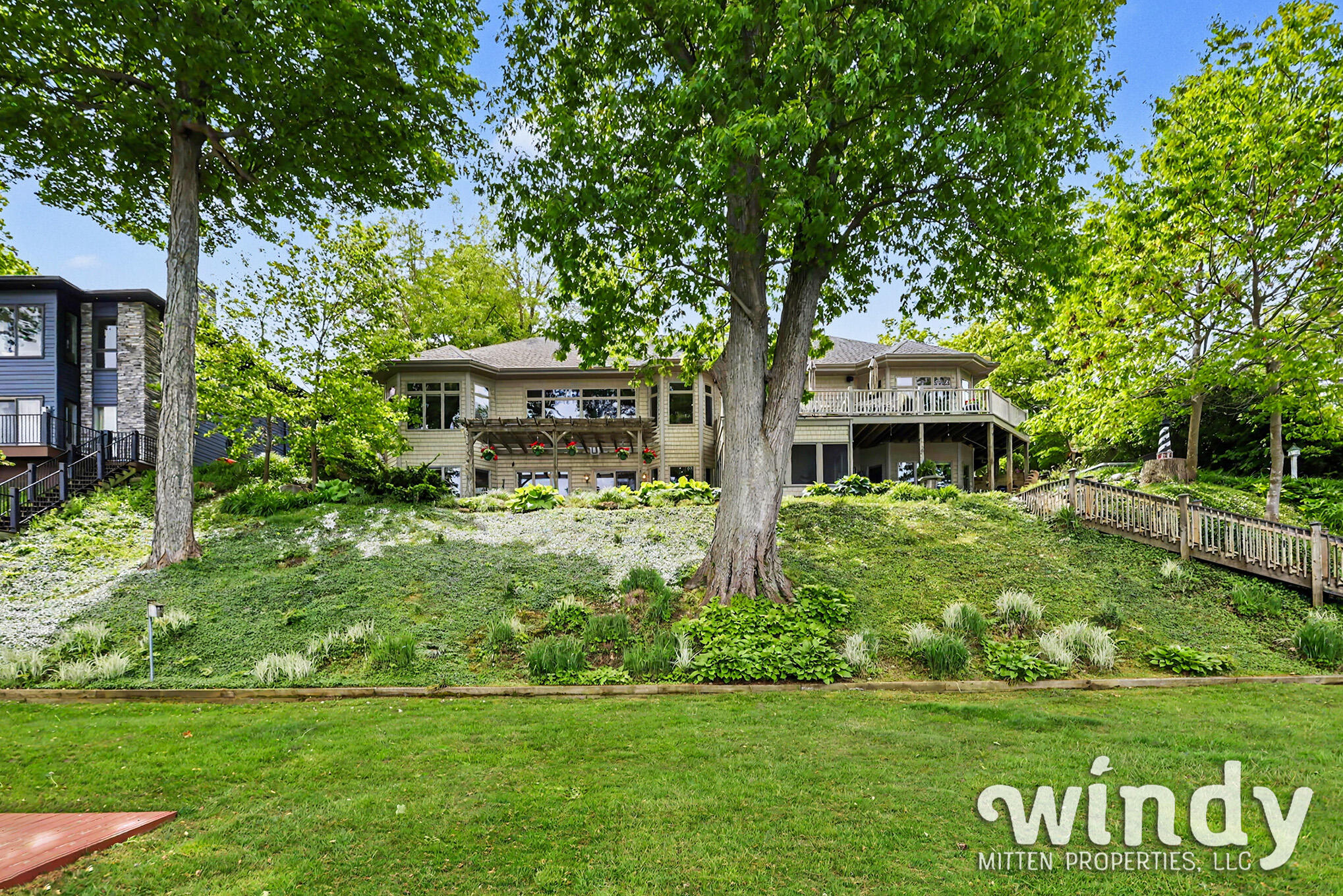 7897 Lakewood Drive Coloma MI 49038