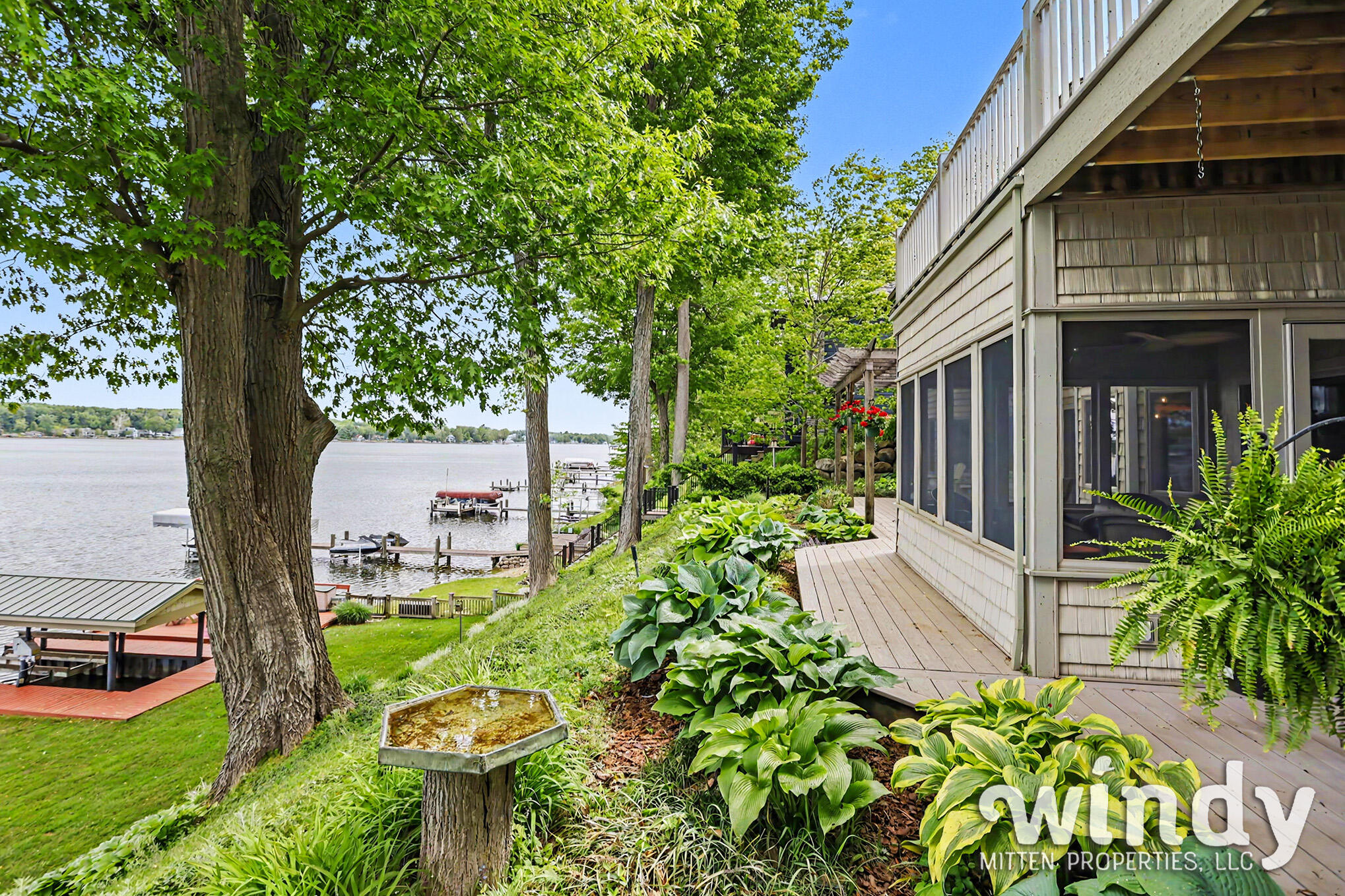 7897 Lakewood Drive Coloma MI 49038