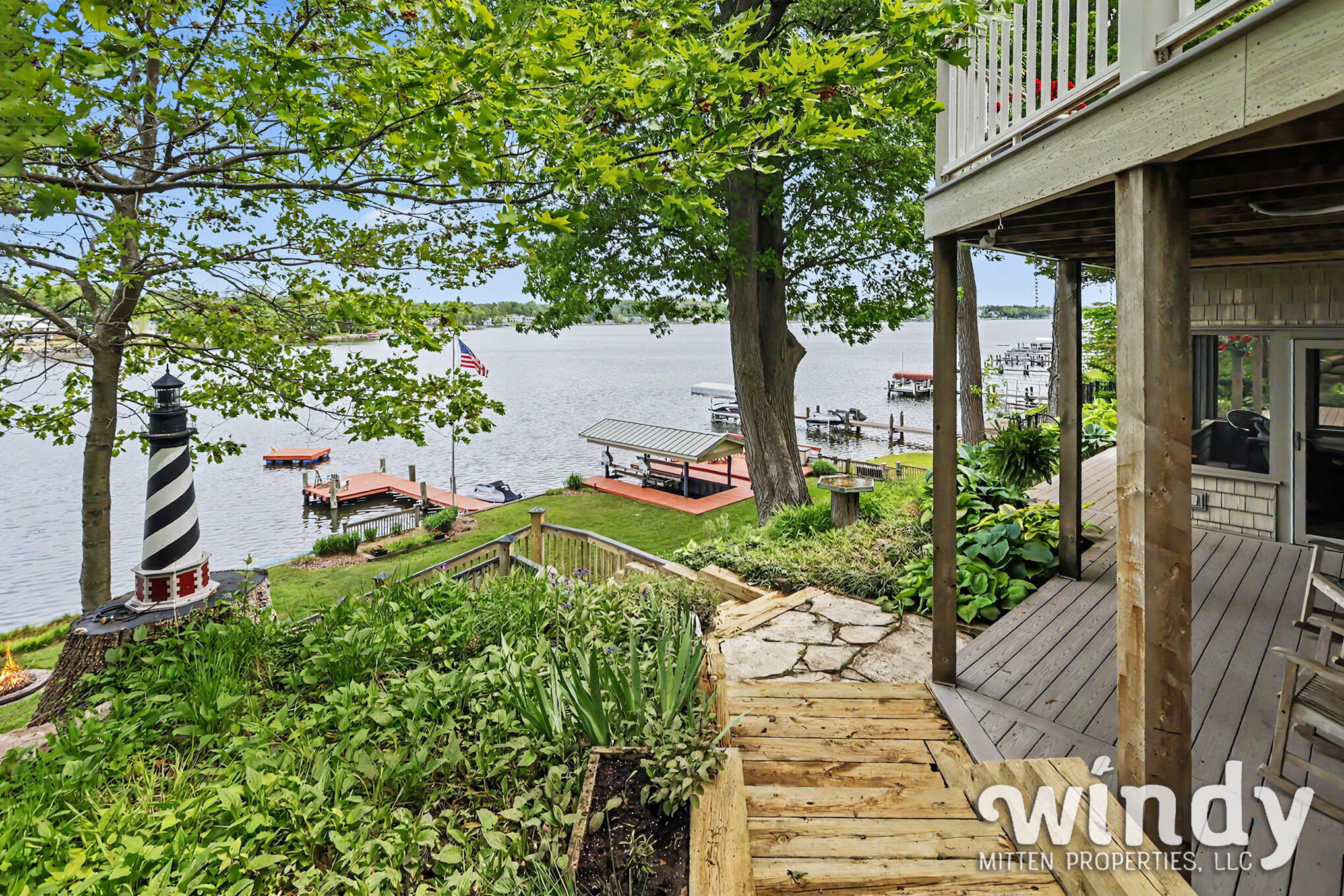 7897 Lakewood Drive Coloma MI 49038