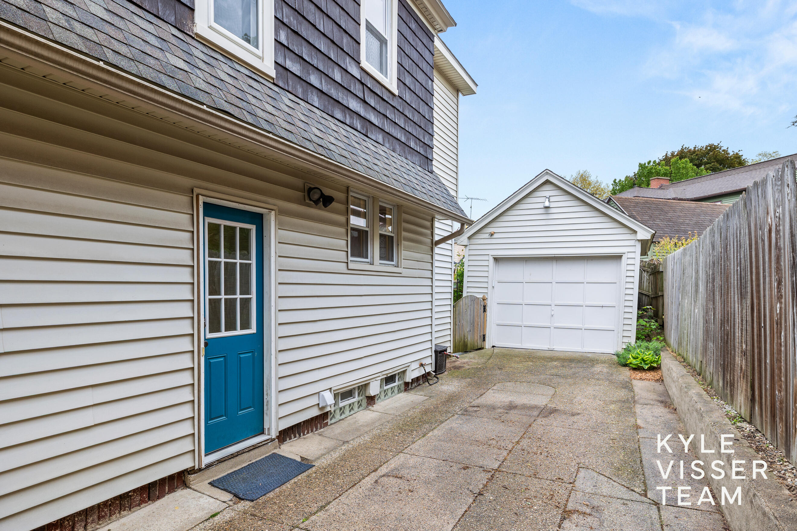 442 Mulford Drive SE Grand Rapids MI 49507