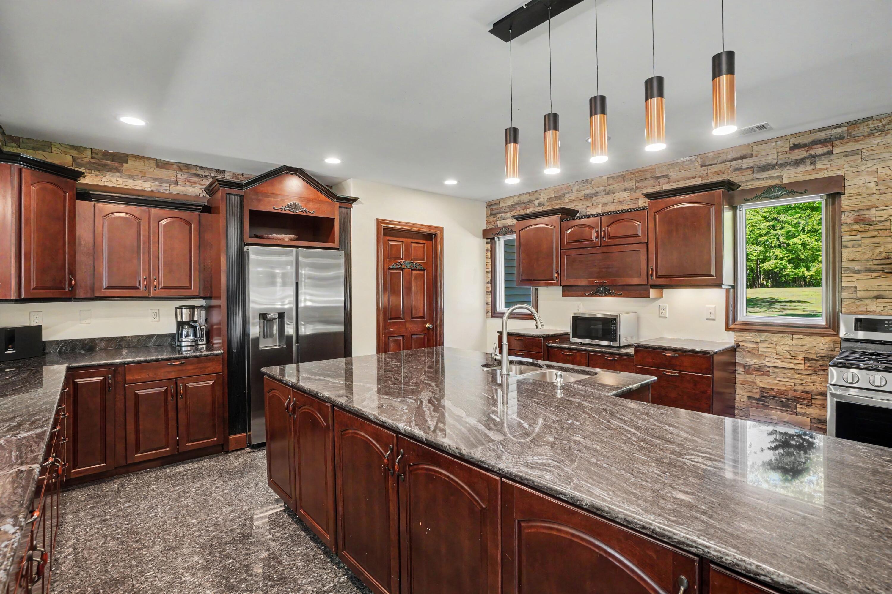 1662 66th Street Fennville MI 49408