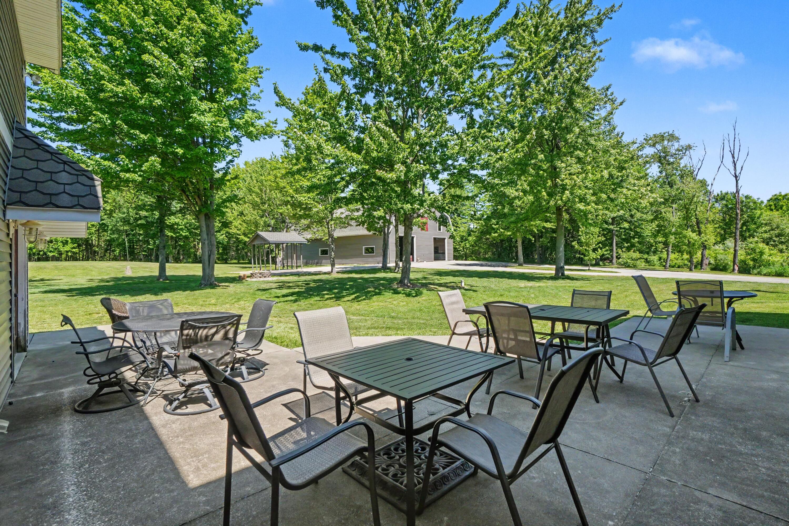 1662 66th Street Fennville MI 49408