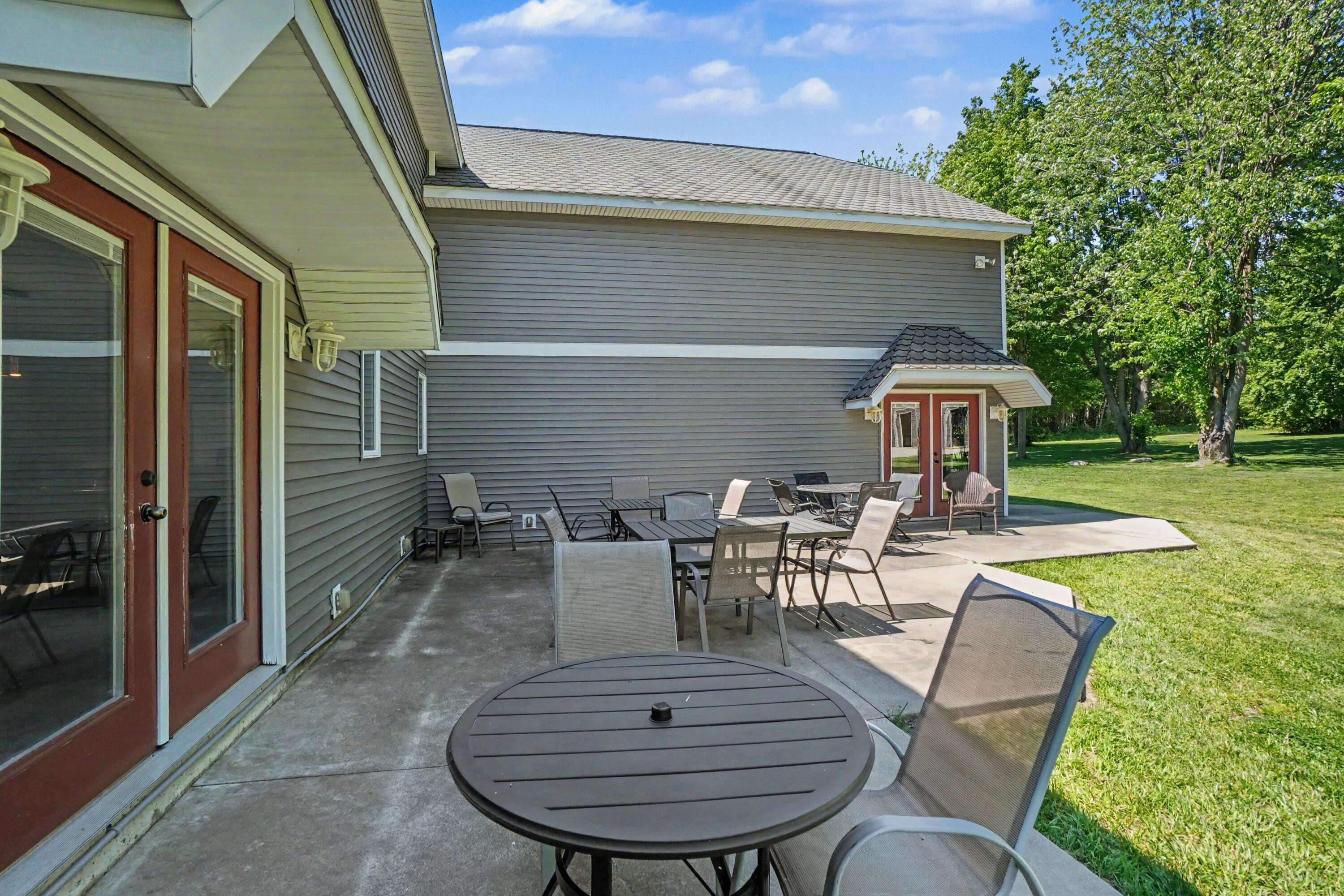 1662 66th Street Fennville MI 49408