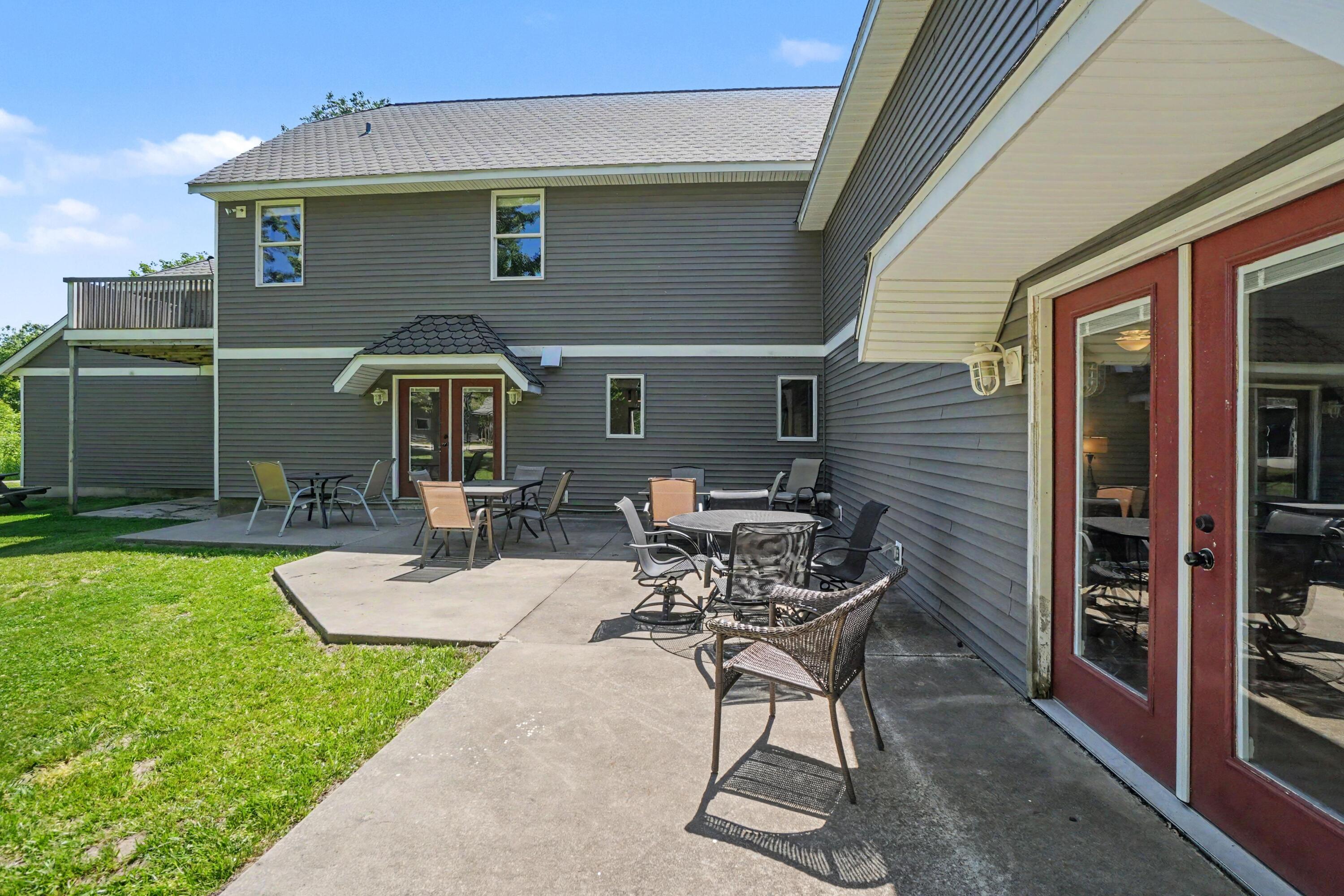 1662 66th Street Fennville MI 49408