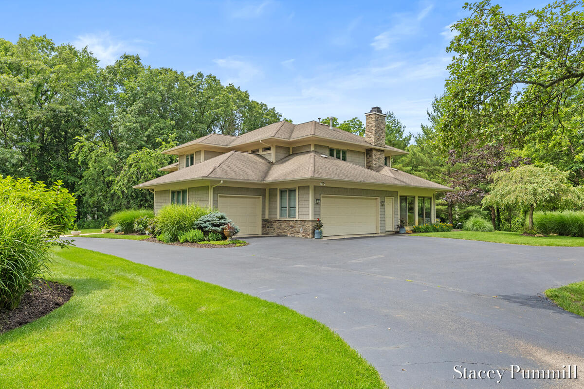 9171 Conservancy Drive NE Ada MI 49301