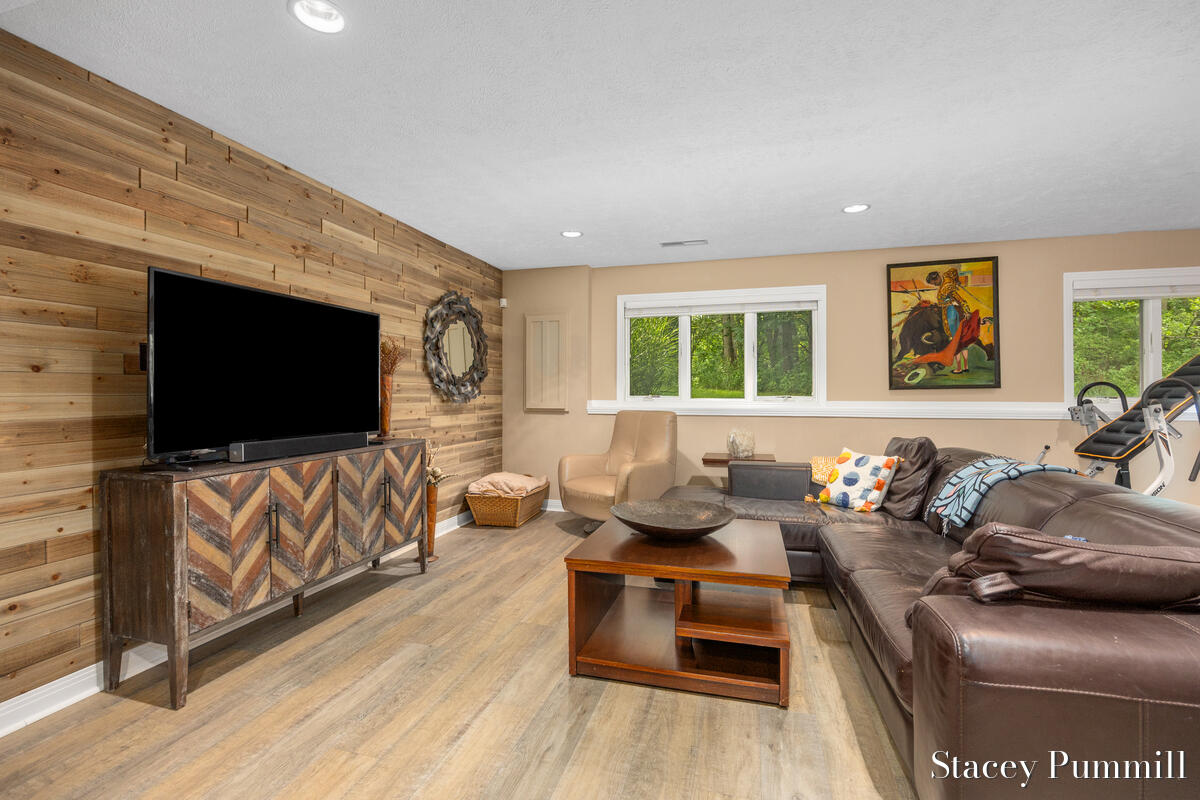 9171 Conservancy Drive NE Ada MI 49301