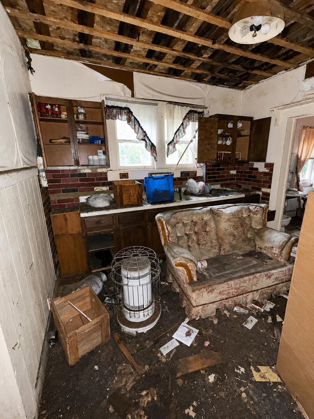 113 S Red Bud Trail N Buchanan MI 49107