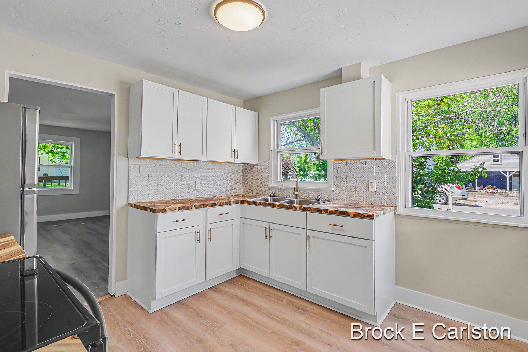 85 Lakeshore Boulevard Norton Shores MI 49444