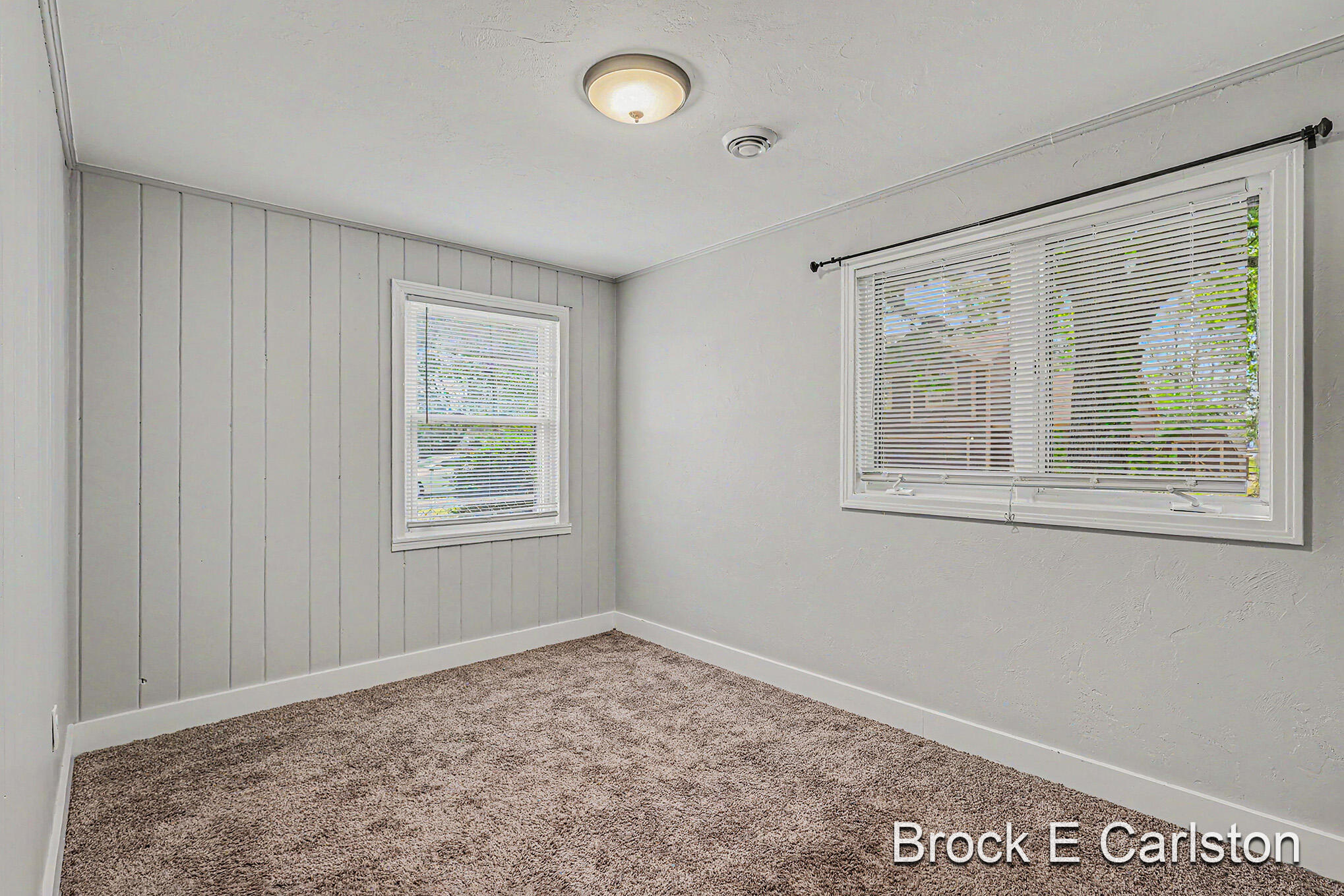 85 Lakeshore Boulevard Norton Shores MI 49444