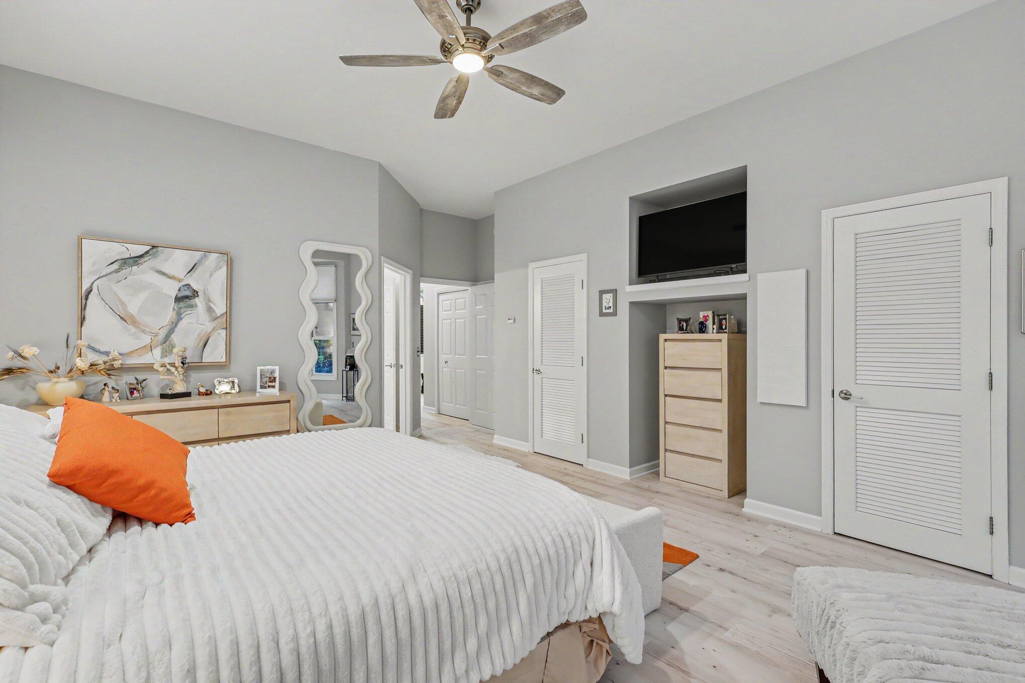 1911 Forest Glen Drive Norton Shores MI 49441