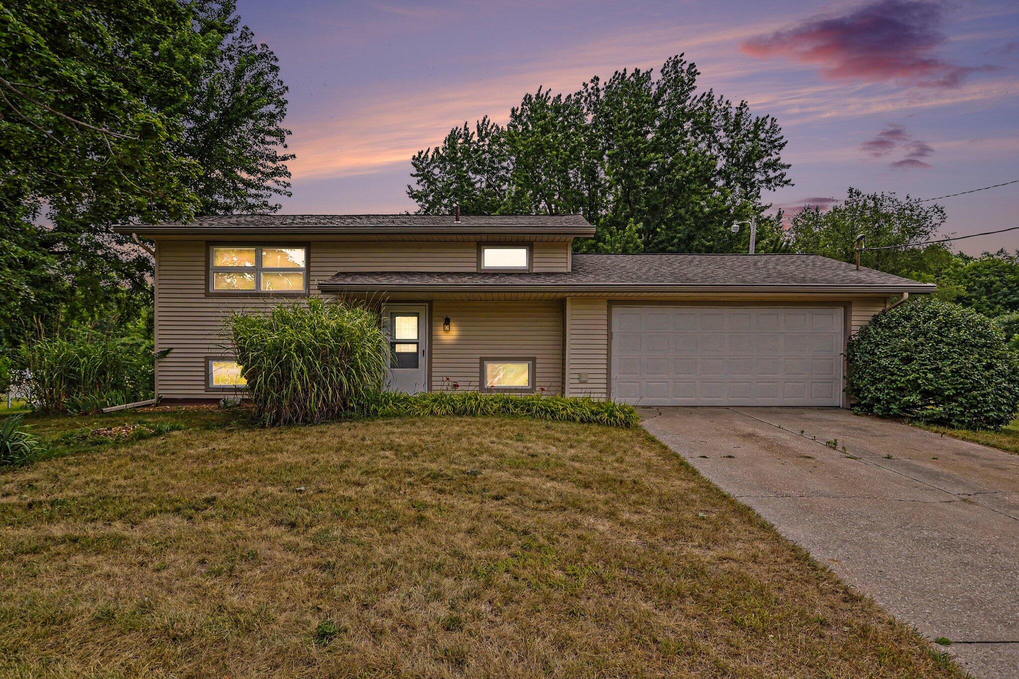 2785 Eaman Road Benton Harbor MI 49022