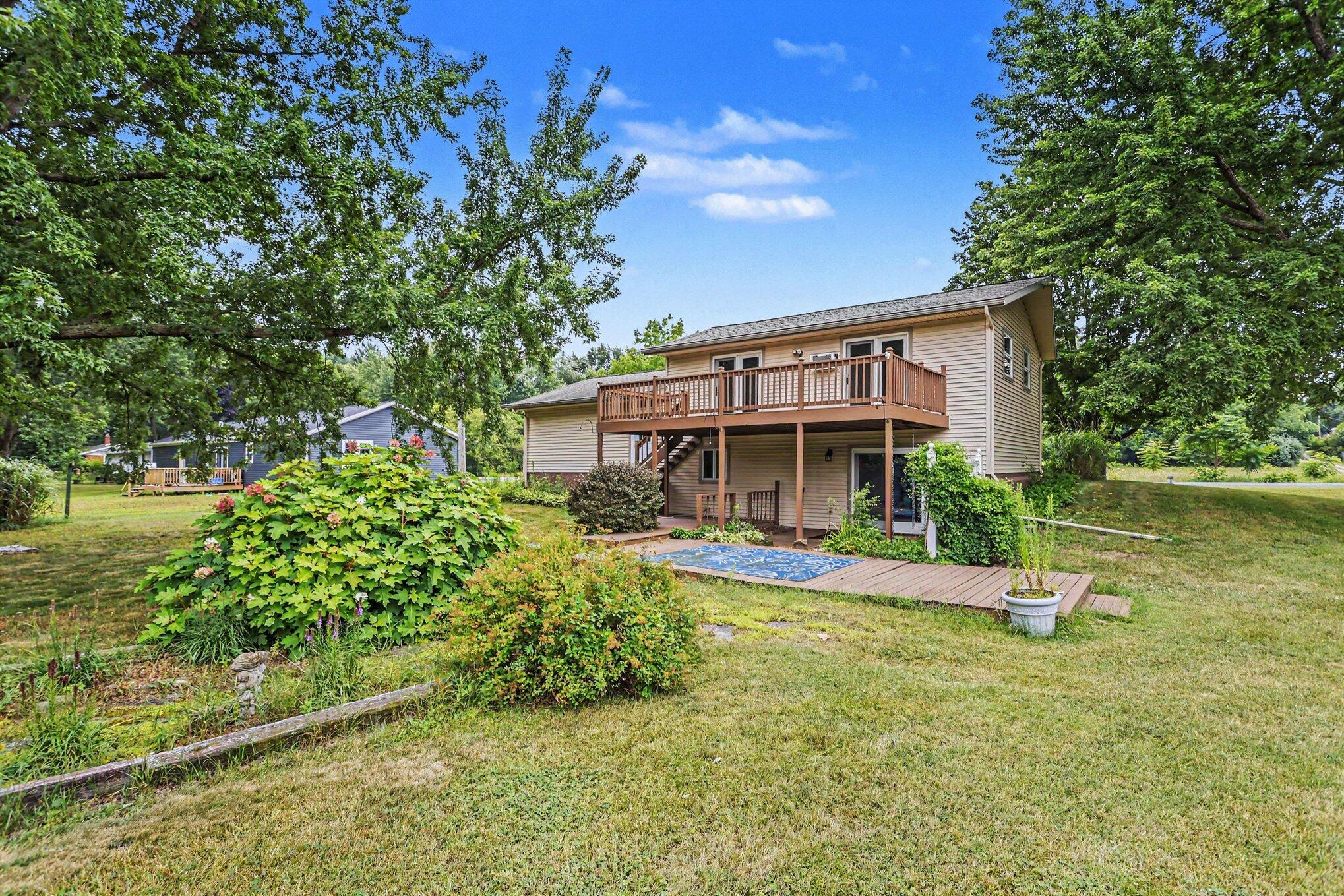 2785 Eaman Road Benton Harbor MI 49022