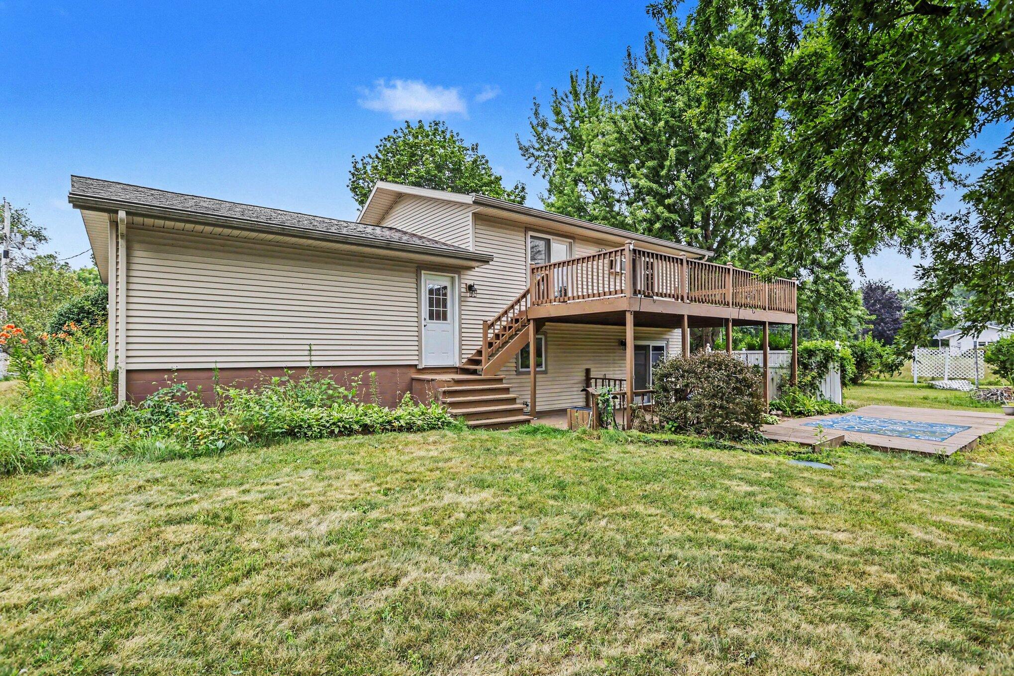 2785 Eaman Road Benton Harbor MI 49022