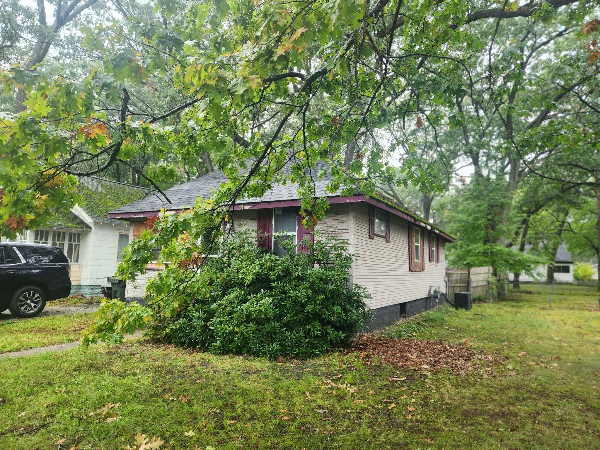 1937 Superior Street Muskegon MI 49442