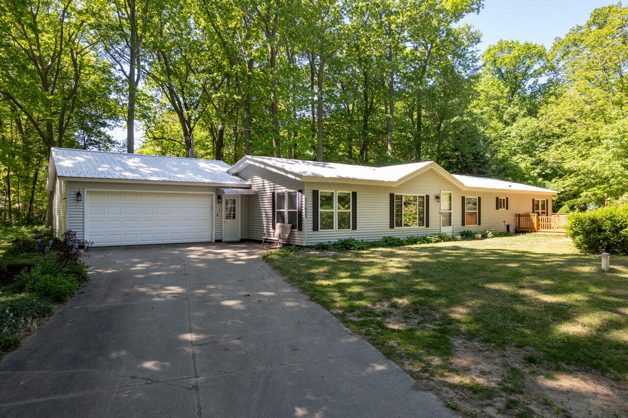 77625 Michigan Avenue South Haven MI 49090