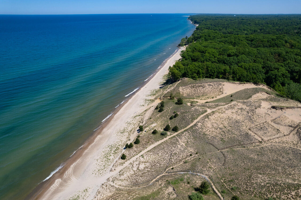 77625 Michigan Avenue South Haven MI 49090