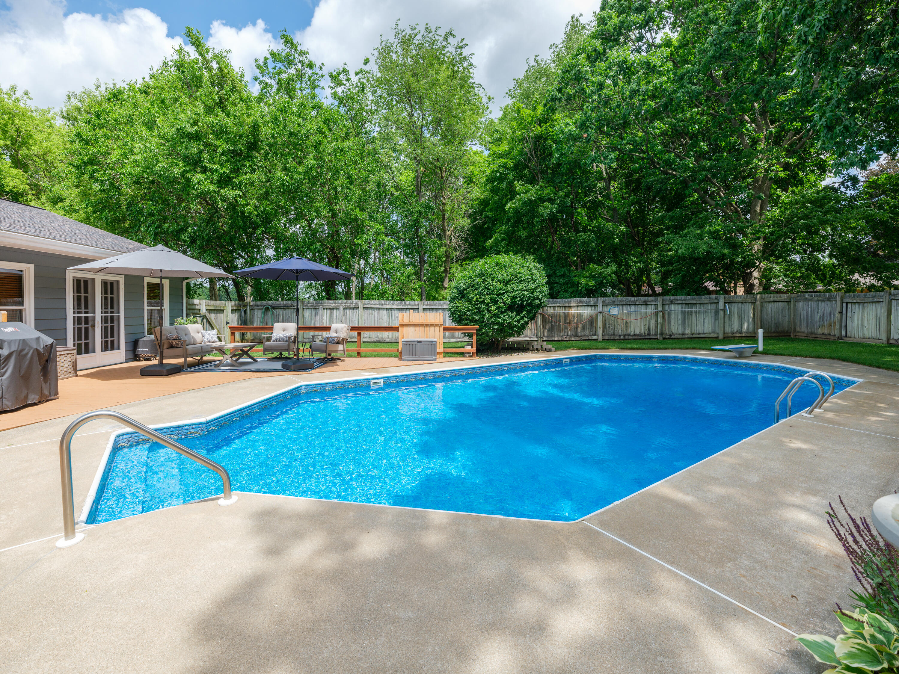 5482 Lindenwood Street Kalamazoo MI 49004