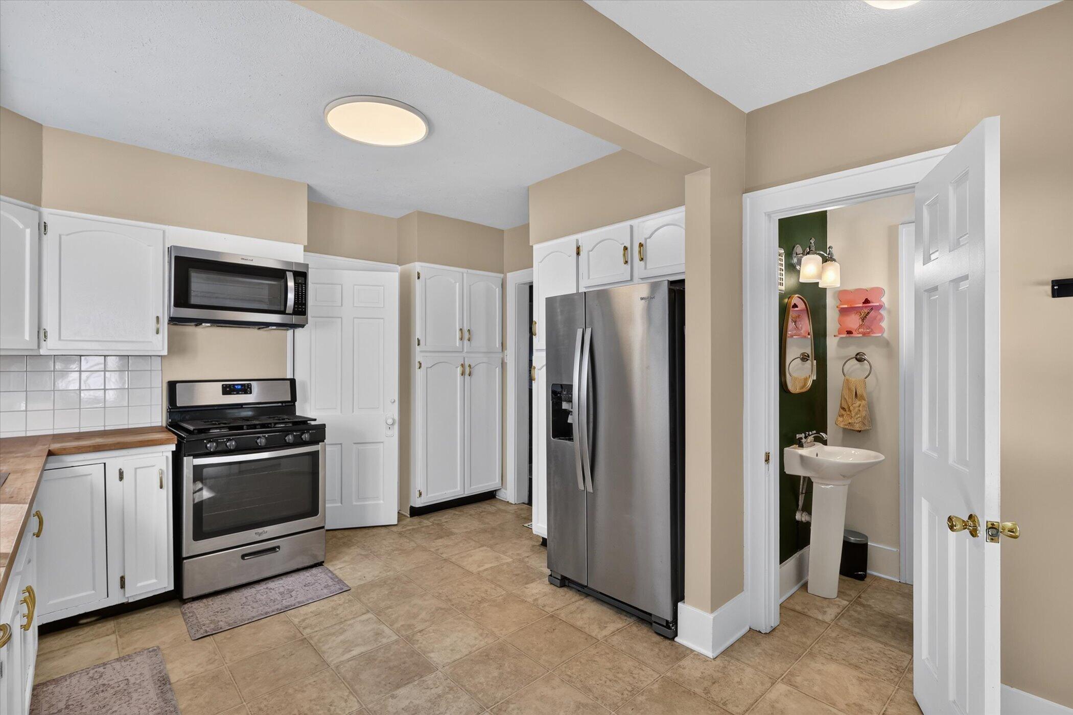 328 Glenhaven Avenue NW Grand Rapids MI 49504