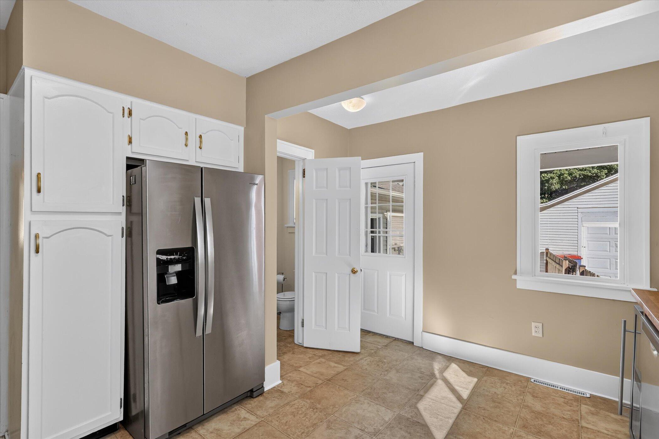 328 Glenhaven Avenue NW Grand Rapids MI 49504
