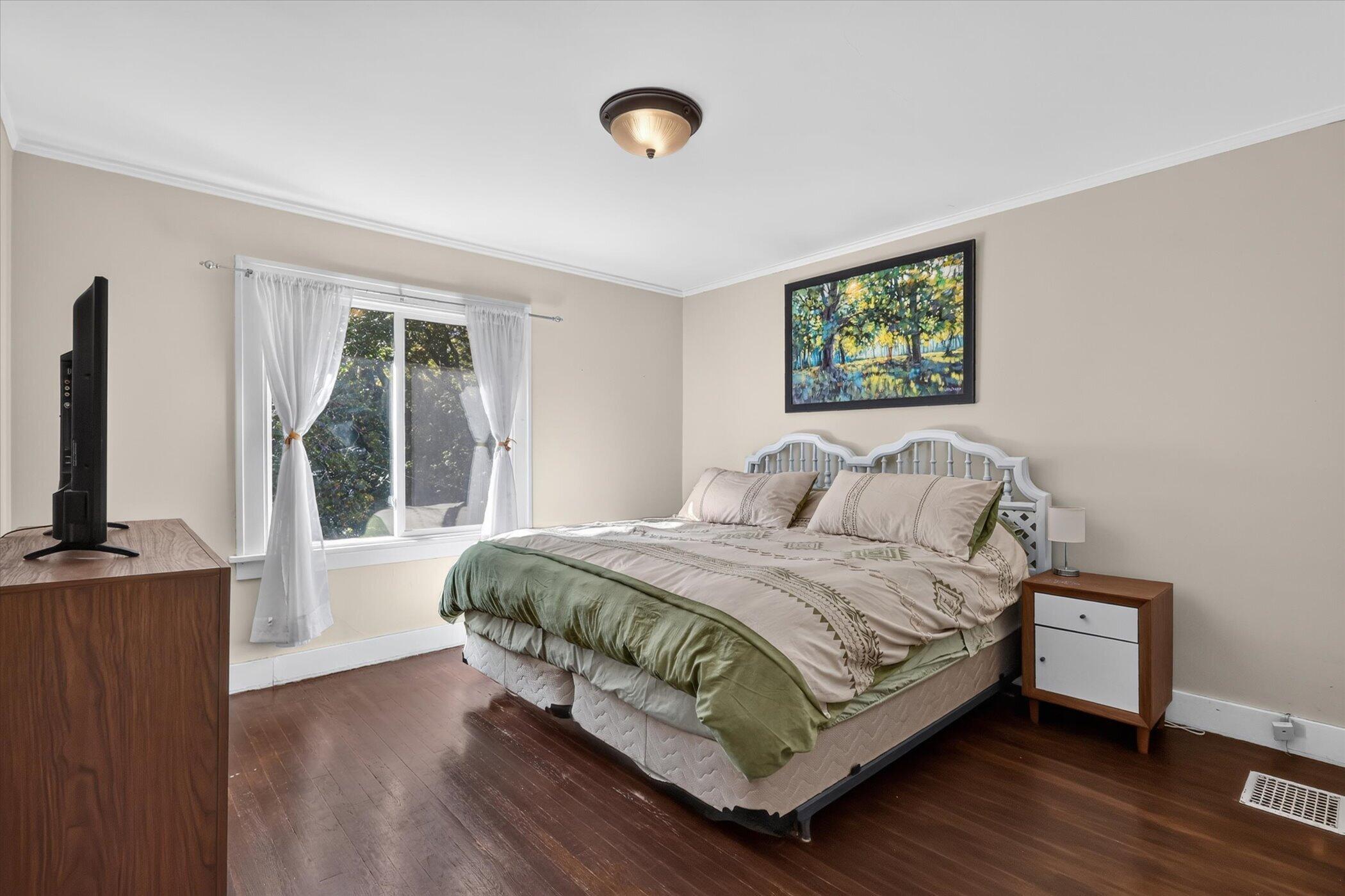 328 Glenhaven Avenue NW Grand Rapids MI 49504
