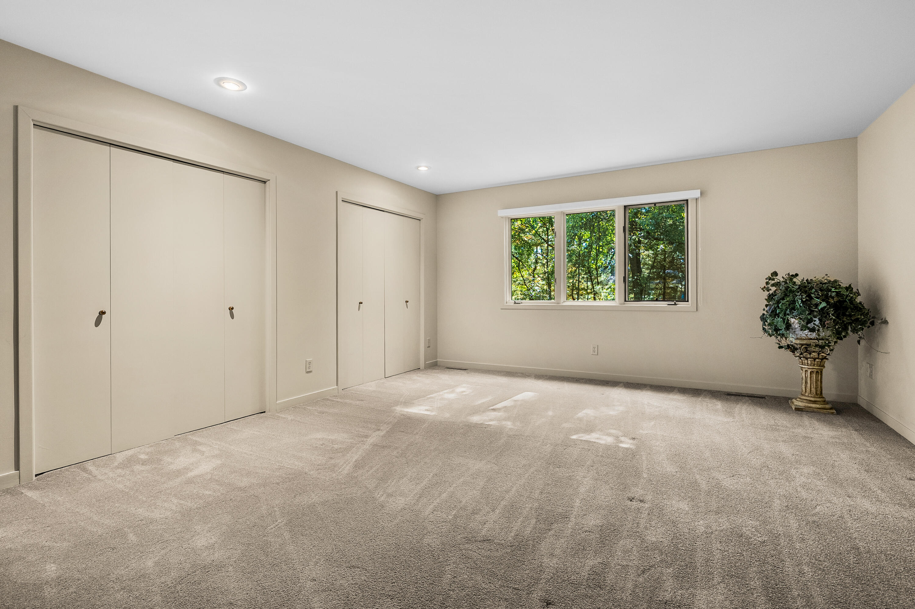 5062 Colony Woods Drive Kalamazoo MI 49009