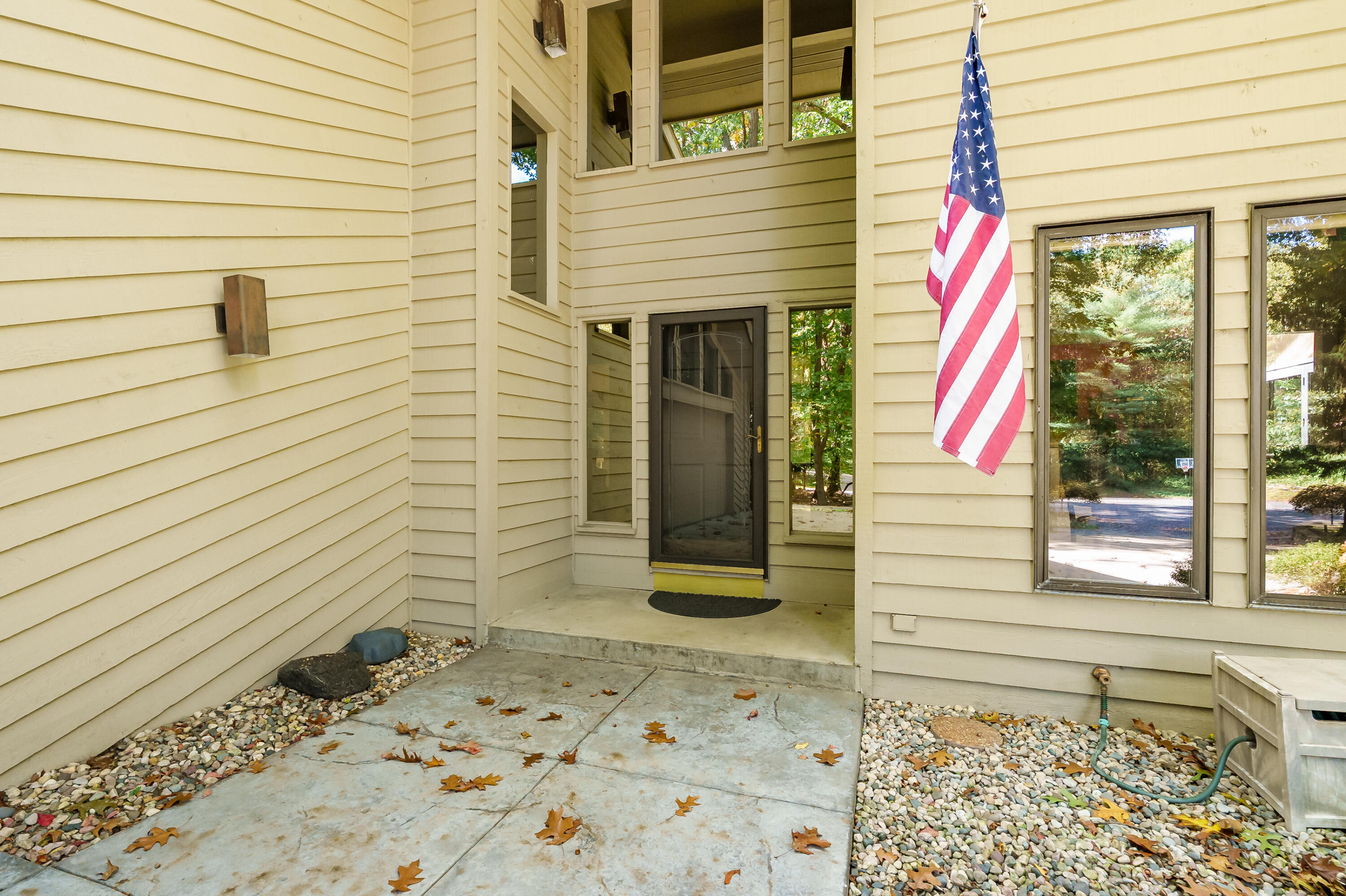 5062 Colony Woods Drive Kalamazoo MI 49009