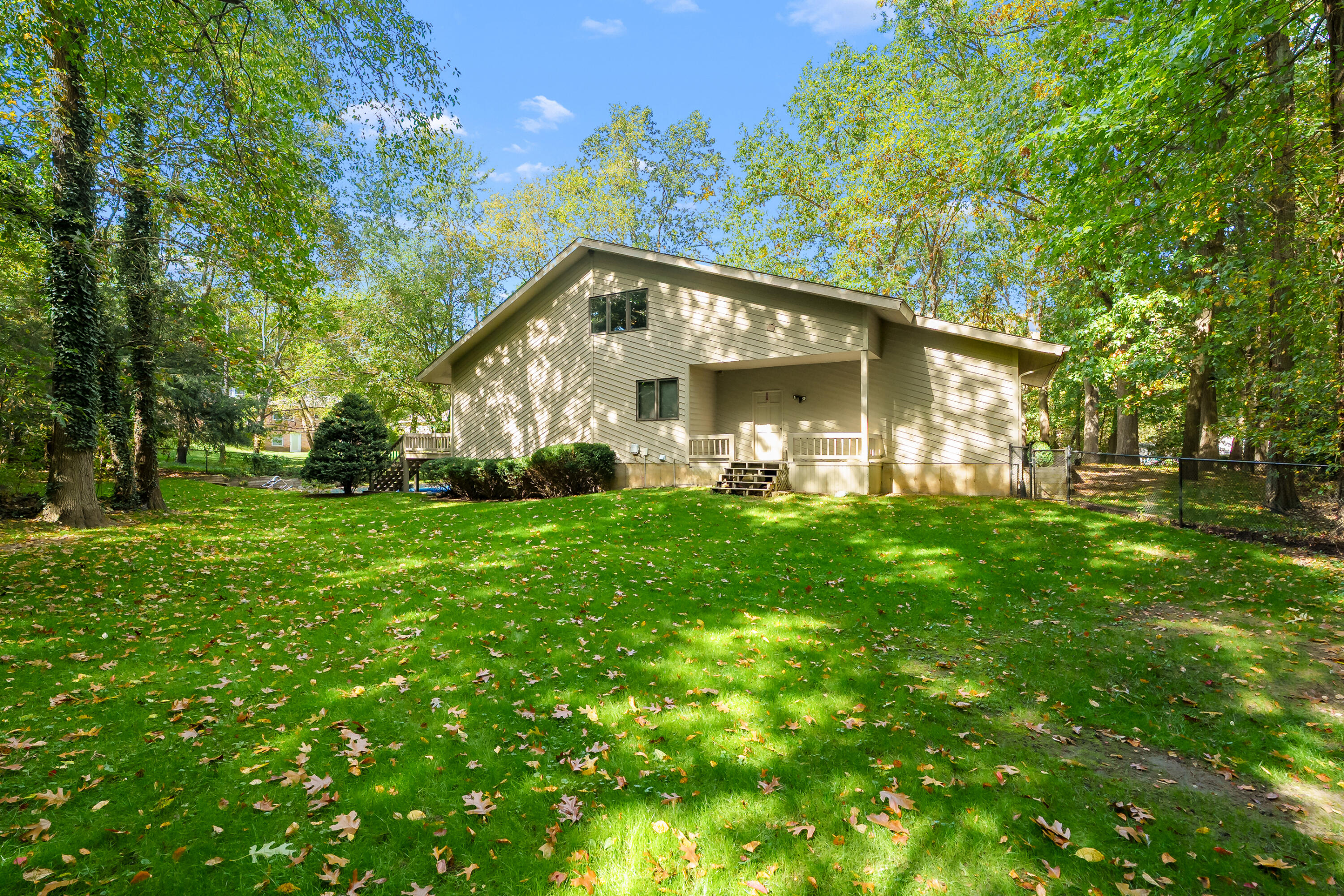 5062 Colony Woods Drive Kalamazoo MI 49009