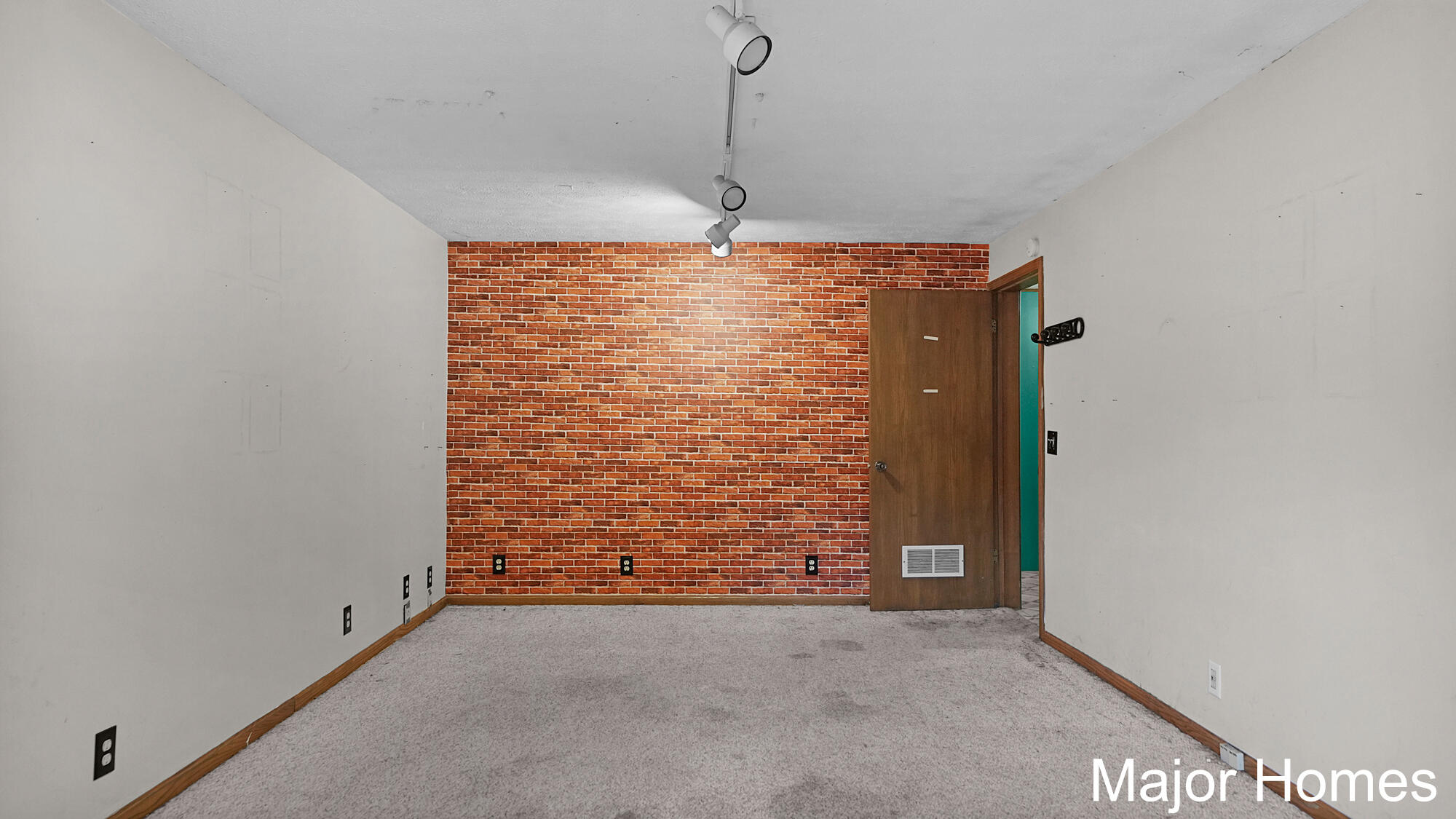 10383 N Cedar Drive Grand Haven MI 49417