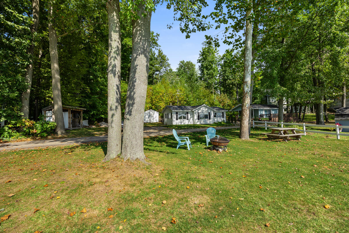 2529 Miner Lake Drive Allegan MI 49010