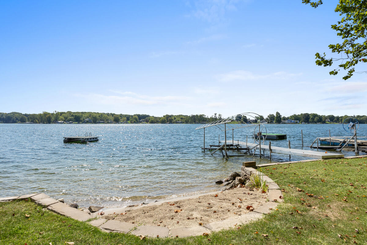 2529 Miner Lake Drive Allegan MI 49010