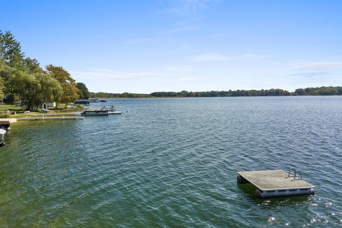 2529 Miner Lake Drive Allegan MI 49010